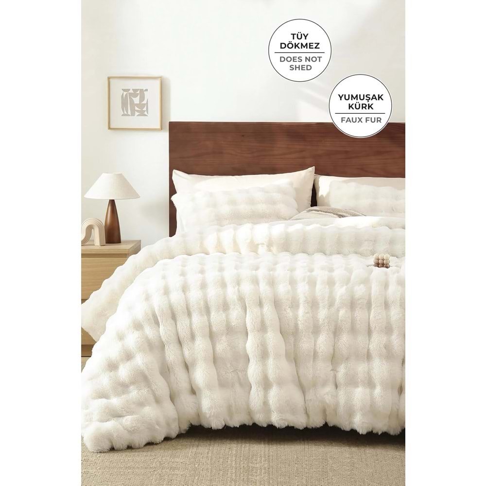 Evlen Home Collection Kürk Yatak Örtüsü 230x250 cm Çift Kişilik Battal Peluş Yumuşak Yorgan 3 Pcs Lory Kırık Beyaz