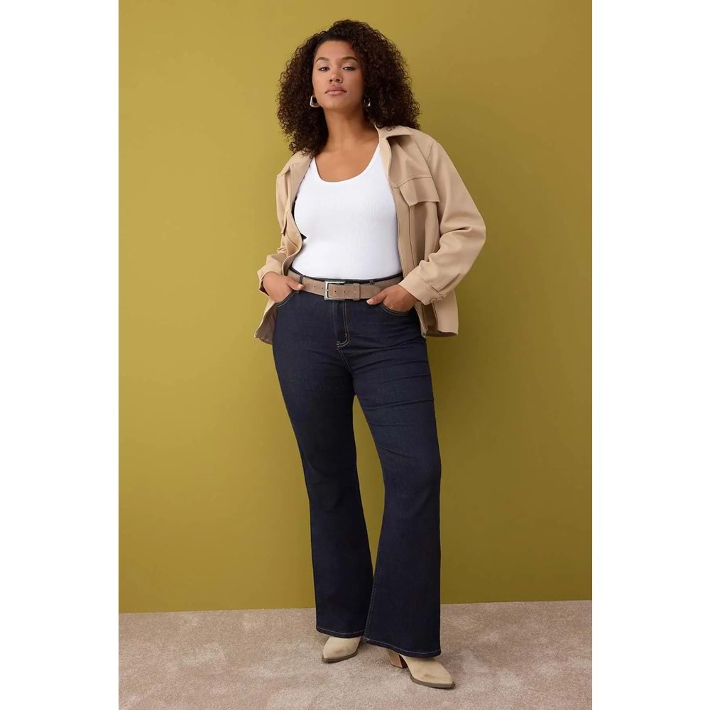 Koyu Mavi Yüksek Bel İspanyol Paça Denim Büyük Beden Flare Jeans