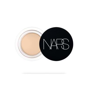 Nars Hyaluronik Matte Complete Full Coverage Hyaluronic Acid uzun süre kalıcı