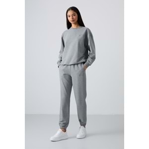 Gri Melanj Basic Pamuklu O Yaka Oversize Lastik Paça Kadın Eşofman Takım