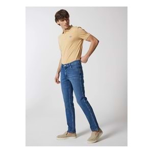 Wrangler Normal Bel Slim Fit Koyu Mavi Erkek Denim Pantolon