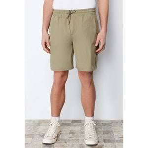 Trendyolmilla Man Açık Haki Normal Kesim/Regular Yumuşak Tuşeli %100 Pamuk Beli Bağcıklı Bermuda Şort