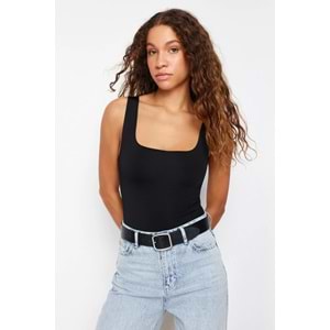 Siyah Fitted/Vücuda Oturan Sırtı Detaylı Kare Yaka Çıtçıtlı Esnek Örme Body