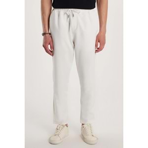 Erkek Regular Fit Beli Lastikli Bağcıklı Jogger Beyaz Pantolon