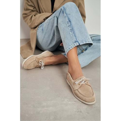 NİŞANTAŞI SHOES Javed Bej Hakiki Deri Süet Düz Taban Bağcıklı Mokasen Loafer Kadın Ayakkabı