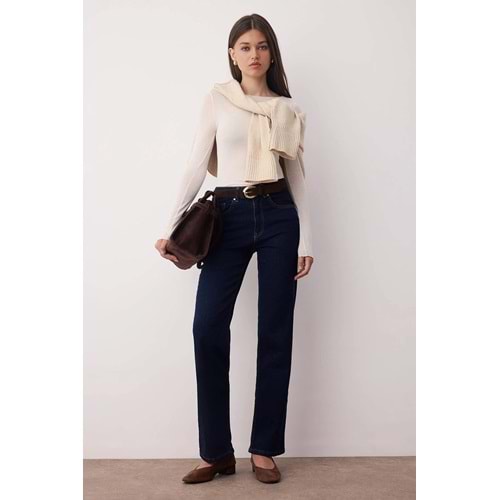 Trendyolmilla Koyu Mavi Normal Bel Düz Paça Orta Esnek Straight Jeans