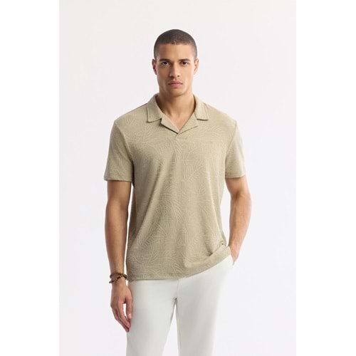 Vizon Apaj Yaka Jakarlı Elastan T-Shirt