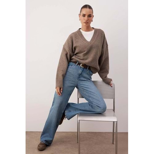 Trendyolmilla Yüksek Bel Mom/Wide Leg Jeans