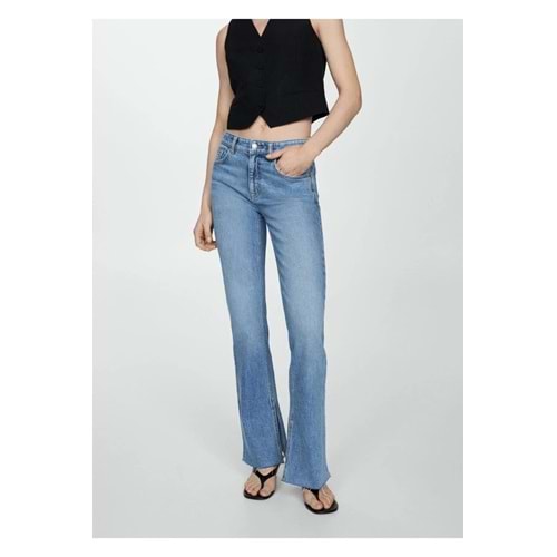 Orta Bel Yırtmaçlı Düz Kesim Jean