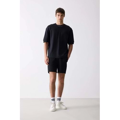 Defacto Regular Fit Düz Paça Şort