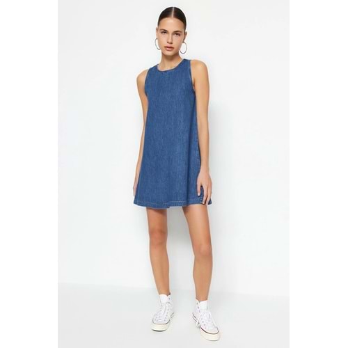 Trendyolmilla Koyu Mavi Volanlı Oversize Mini Denim Elbise