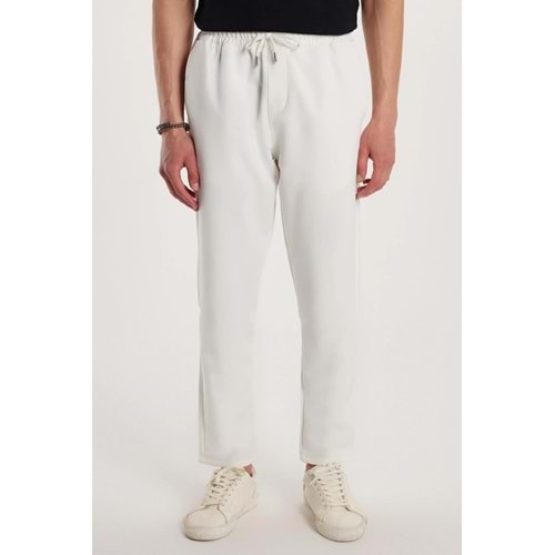 Erkek Regular Fit Beli Lastikli Bağcıklı Jogger Beyaz Pantolon