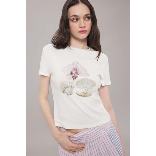 Trendyolmilla Ekru Baskılı Fitted/Vücuda Oturan Örme T-shirt