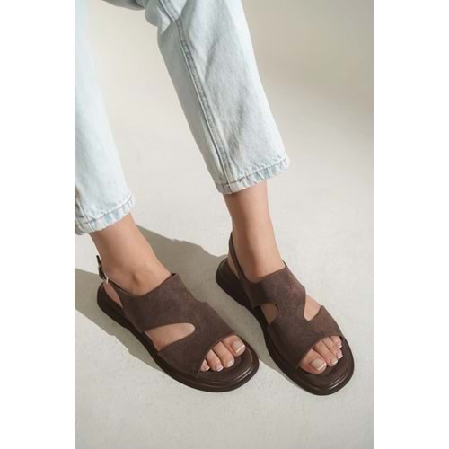 Capone Outfitters Suni deri, düz topuklu, bağcıksız