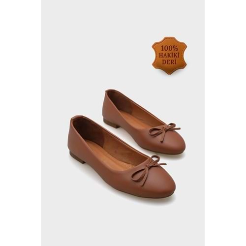 Capone Outfitters Hakiki Deri Fiyonklu Yuvarlak Burunlu Bal Rengi Kadın Babet