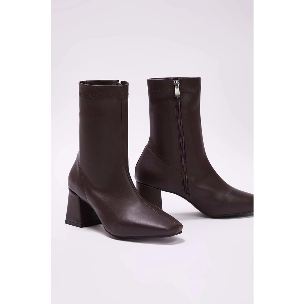 Trendyolmilla Shoes Kahverengi Streç Fermuarlı Kadın 7 cm Blok Topuklu Bot TAKAW26BO00002