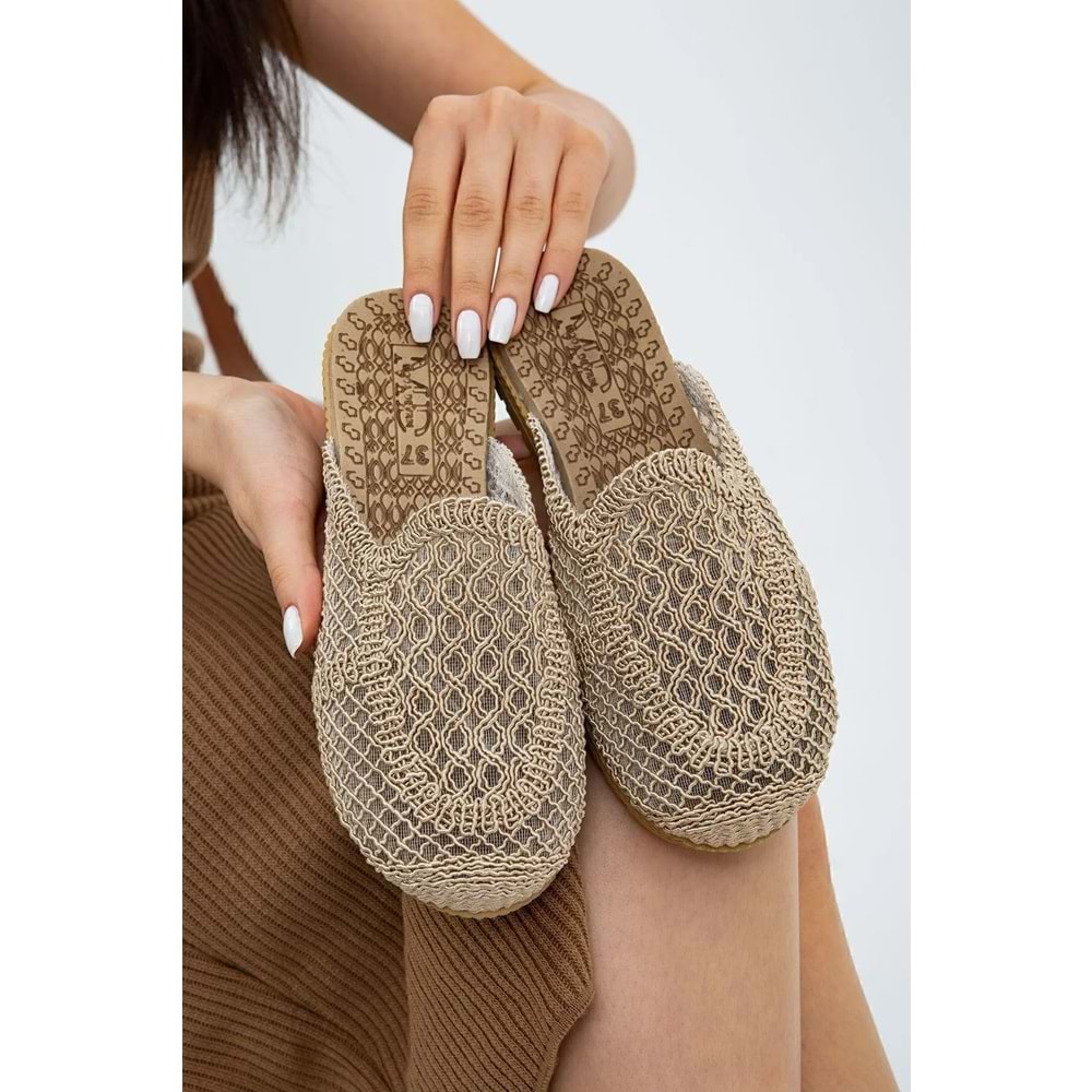Moda Devrin Bej Önü Kapalı Hasır Örgü Dış Mekan Ve Ev Terliği