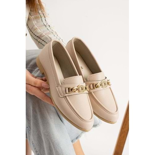 https://www.trendyol.com/pd/savana/alt-tabani-kaymaz-havuz-patigi-p-92270161?boutiqueId=61&merchantId=108259&adjust_t=mk12x3o_m4o2h83&adjust_tracker_limit=999999999&utm_term=22042826&utm_medium=product_free&link_userID=22042826&adjust_adgroup=2204282