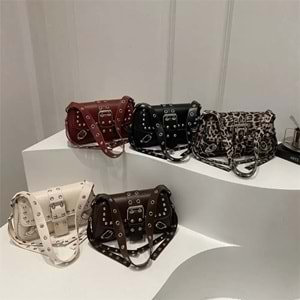 Moda Punk Tarzı Koltukaltı Çanta