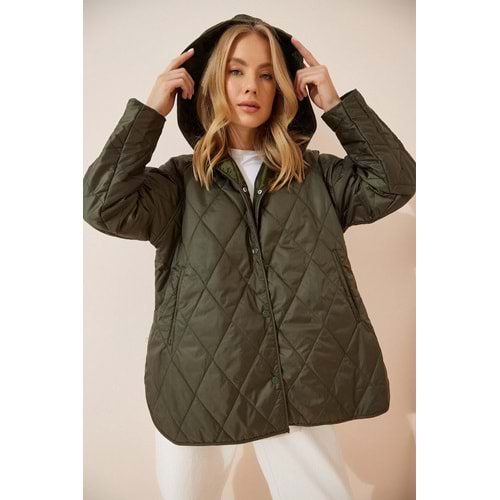 Happiness İstanbul Kadın Yeşil Kapüşonlu Kapitone Oversize Mont