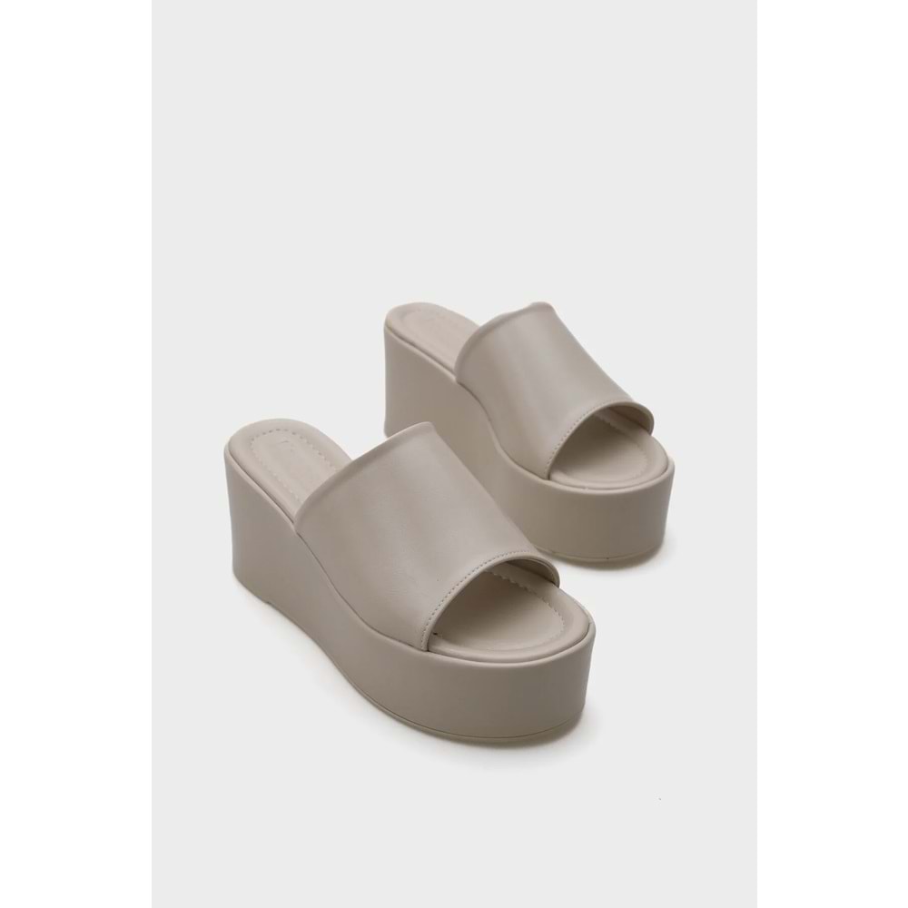 Capone Outfitters Marry Platform Kadın Terlik