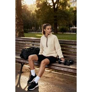 Trendyolmilla Ekru Peluş Örme Spor Sweatshirt