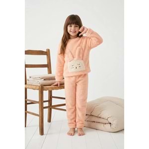 Trendyolmilla Kids Somon Mini Me Peluş Örme Kız Çocuk Pijama Takımı