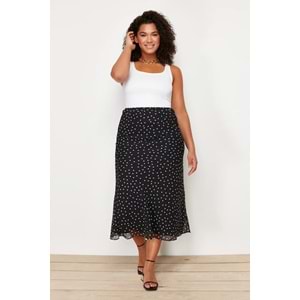 Trendyolmilla Curve Siyah Puantiyeli Balık Dokuma Etek TBBSS24AZ00024