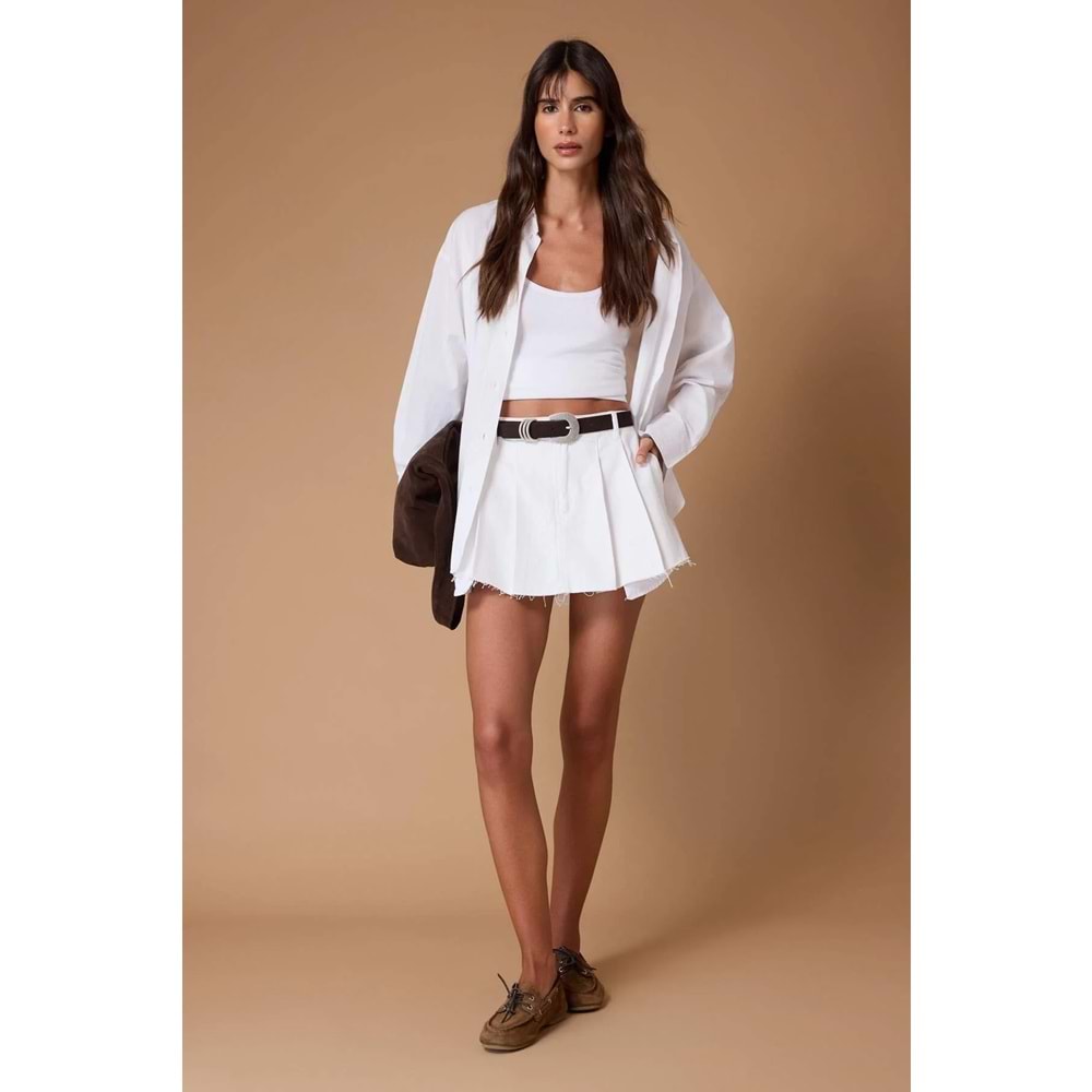 Trendyolmilla Beyaz Pileli Normal Bel Mini Denim Şort Etek TWOSS22SR00163