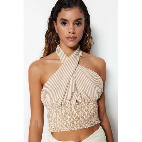 Trendyolmilla Çizgili Crop Örme Çapraz Bağlamalı Gofre Plaj Bluz