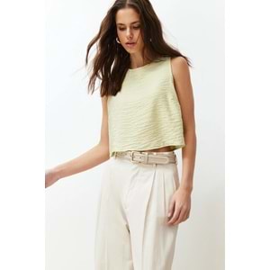 Trendyolmilla Açık Haki Kolsuz Crop Dokuma Keten Görünümlü Bluz