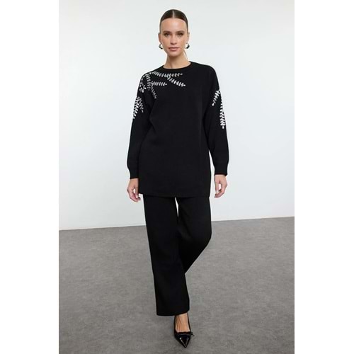 Trendyolmilla Modest Siyah Payet İşlemeli Triko Alt-Üst Takım