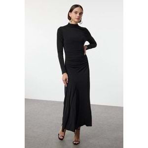 Trendyolmilla Siyah Fitted/Vücuda Oturan Dik Yaka Uzun Kollu Esnek Maxi Örme Elbise