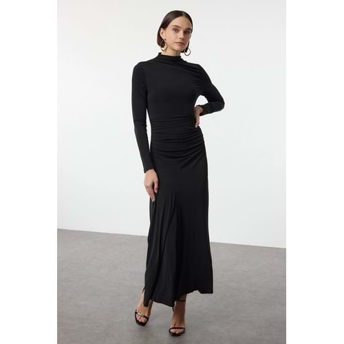 Trendyolmilla Siyah Fitted/Vücuda Oturan Dik Yaka Uzun Kollu Esnek Maxi Örme Elbise