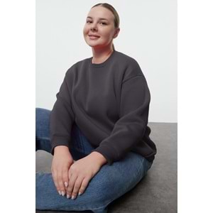 Trendyolmilla Curve Antrasit Oversize/Bol Kesim Basic Bisiklet Yaka Kalın/İçi polarlı Örme Sweatshirt