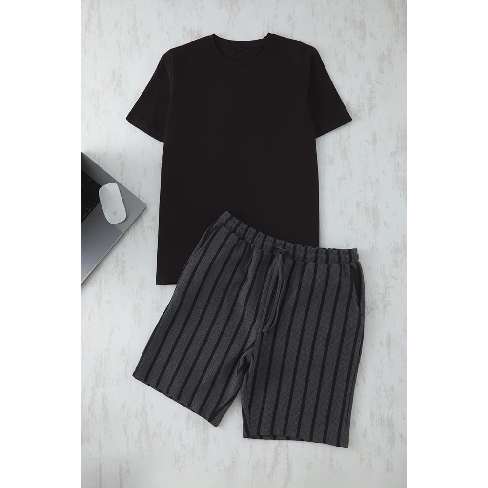 Çizgili Örme Şortlu Pijama Takımı