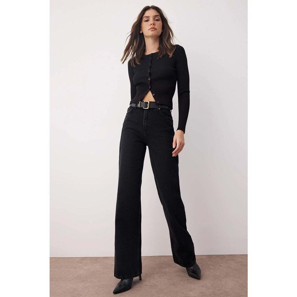 Trendyolmilla Siyah Jeans