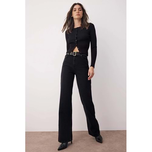 Trendyolmilla Siyah Jeans