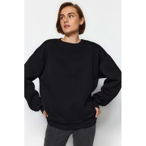 Siyah Oversize/Bol Kesim Bisiklet Yaka Kalın/İçi polarlı Örme Sweatshirt