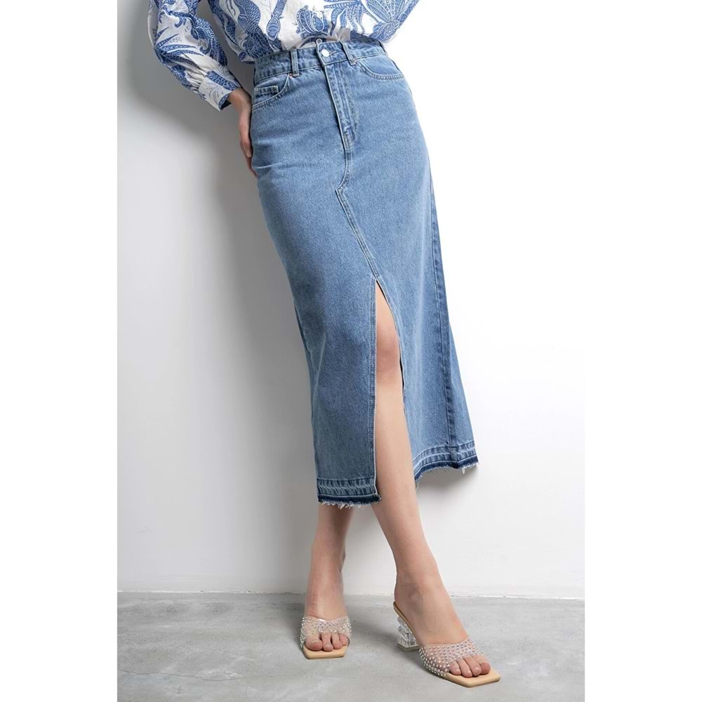Kadın Mavi Renk Derin Yırtmaçlı Yüksek Bel Uzun Denim Etek