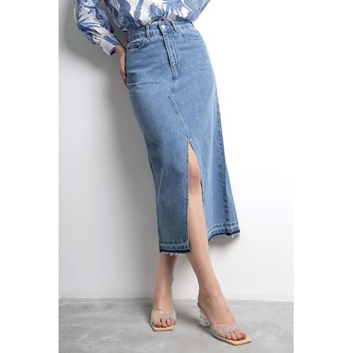 Kadın Mavi Renk Derin Yırtmaçlı Yüksek Bel Uzun Denim Etek