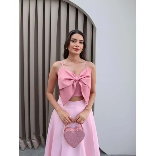 Pembe Kurdele Detay Askılı Bluz