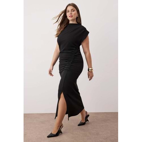 Trendyolmilla Curve Siyah Büzgü Detaylı Midi Örme Elbise