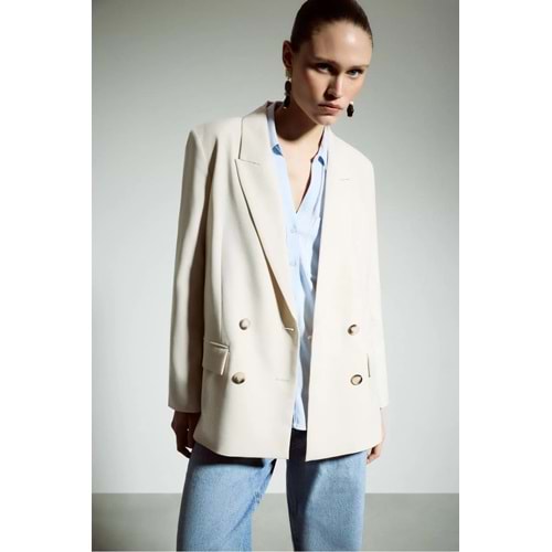 Kruvaze oversize blazer