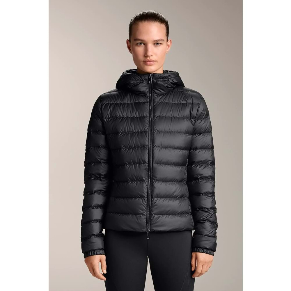 Oysho % 100 ince kuş tüyü hafif ve su geçirmez katlanabilir mont