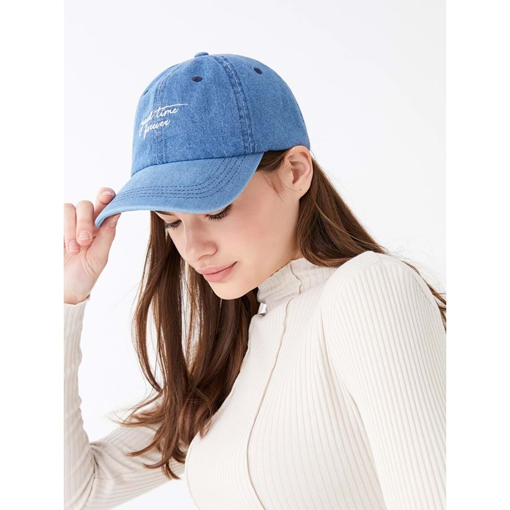 LCW ACCESSORIES Yazı Nakışlı Kadın Kep Şapka