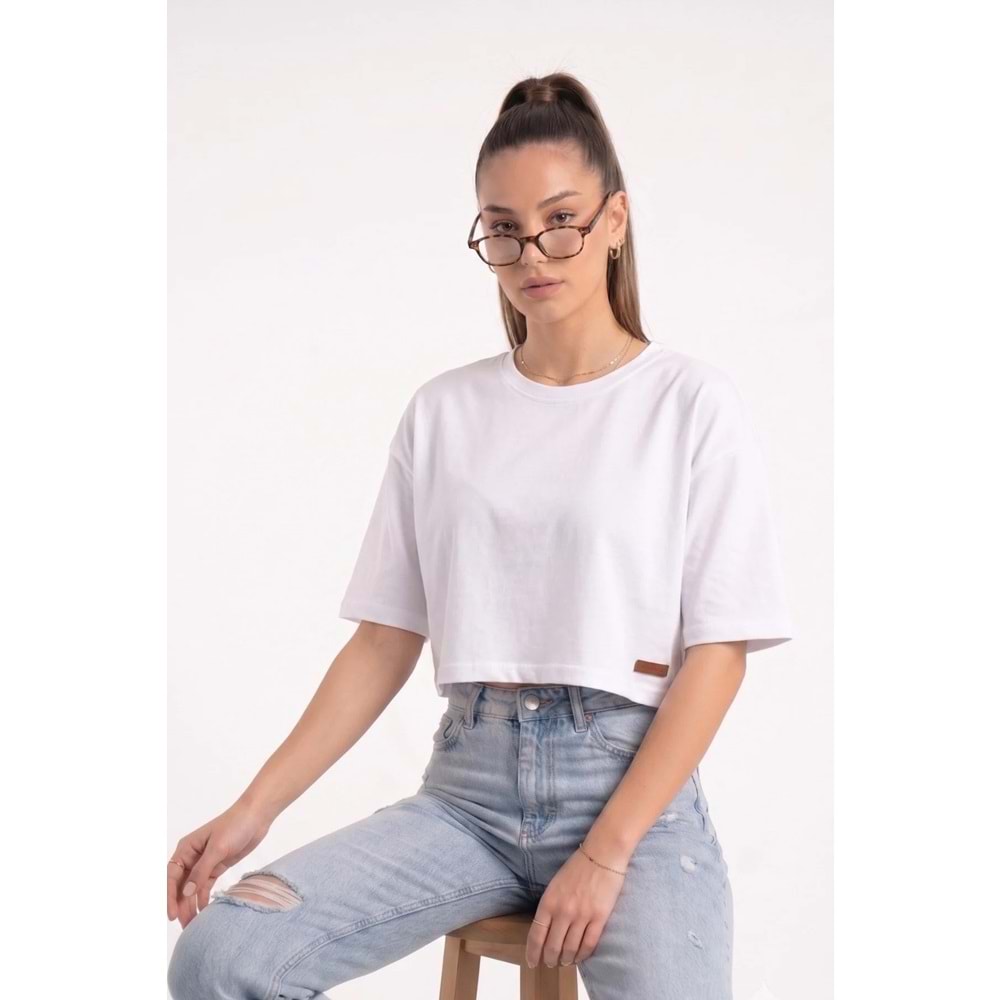 Kadın Ekru Pamuklu Nefes Alan Kumaş Bisiklet Yaka Oversize Basic Crop T-shirt